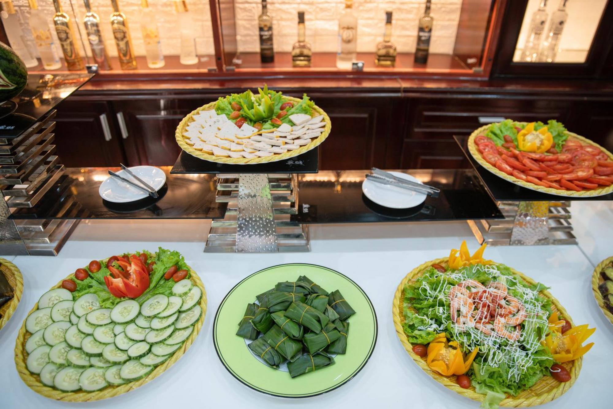 Tay Bac Hotel Da Nang Buitenkant foto